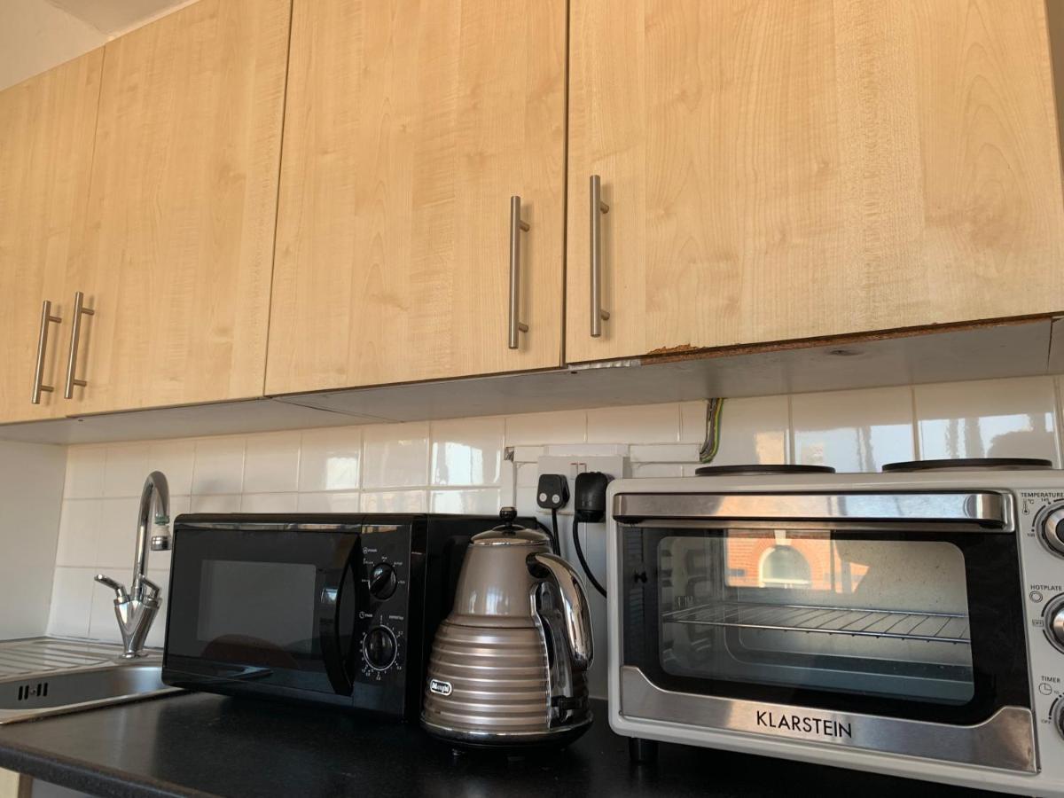 Bright & Modern Studio Flat In Paddington - Zone 1 Лондон Екстер'єр фото
